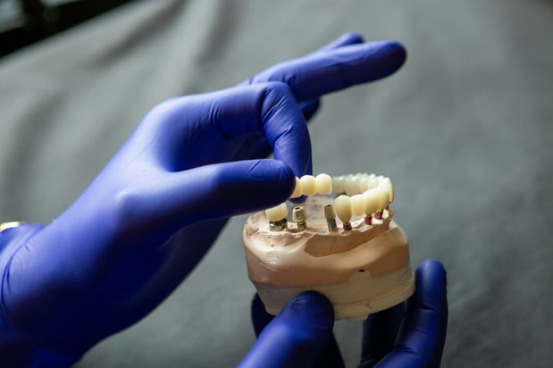 Images Jovan Prosthodontics
