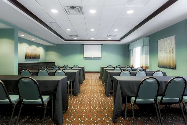 Images Hampton Inn & Suites Wheeling-The Highlands