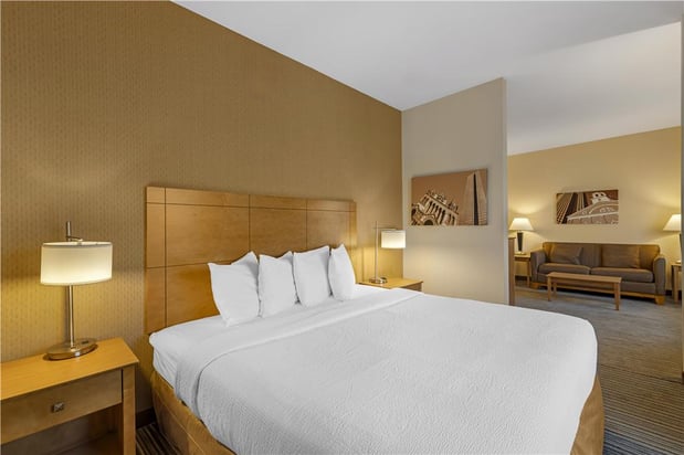 Images Best Western Royal Plaza Hotel & Trade Center