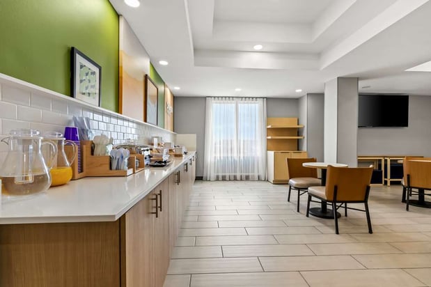 Images Spark by Hilton Catoosa Tulsa