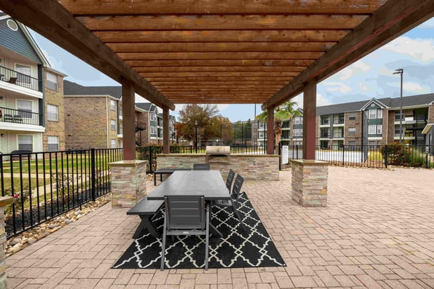 Images The Enclave