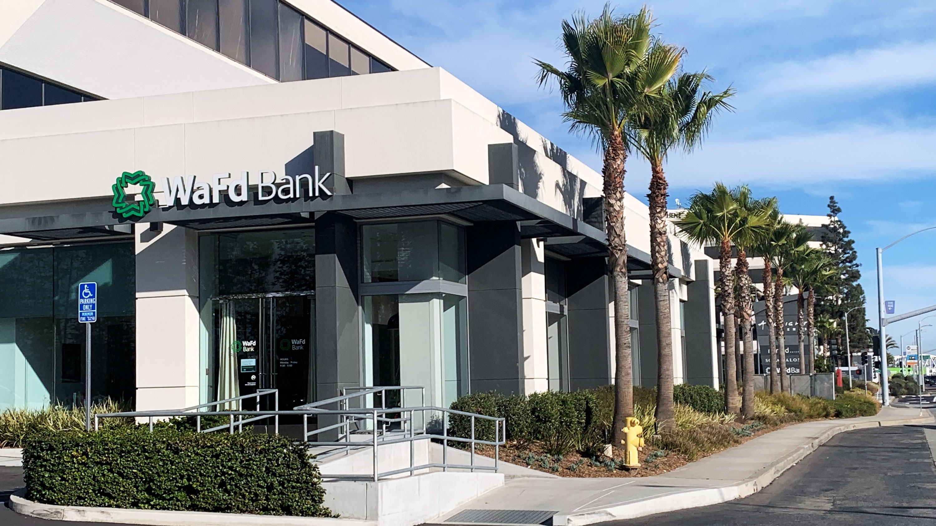 Photo of the WaFd Bank Branch location in El Segundo, California. Located at 2041 Rosecrans Ave, Ste 130, El Segundo, CA 90245