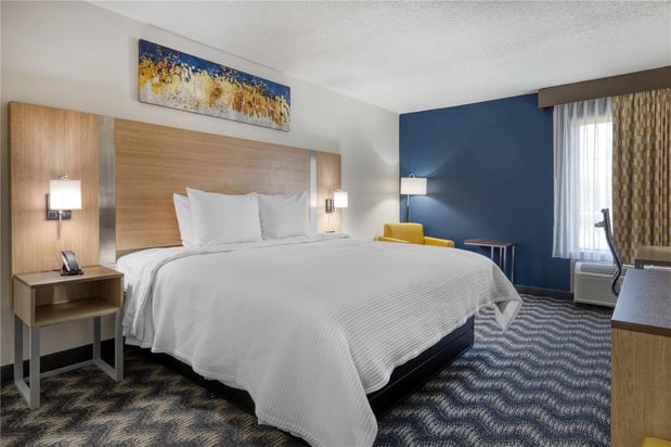 Images Best Western Greensboro Coliseum Inn