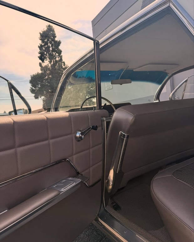 Images Mountain View Auto Interiors