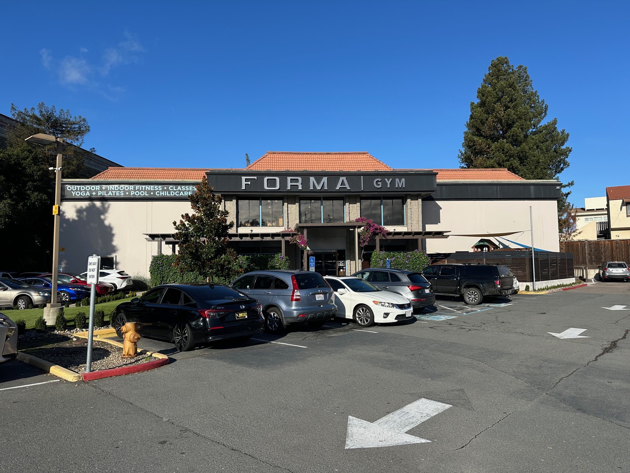 Our neighbor Forma Gym