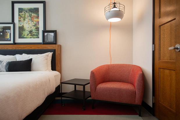 Images Hotel Indigo Madison Downtown by IHG