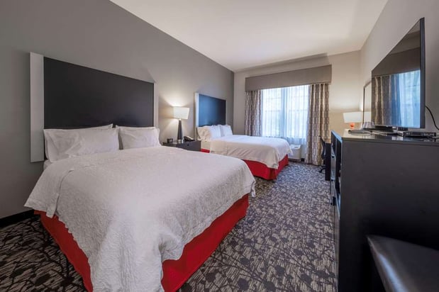 Images Hampton Inn & Suites DuPont