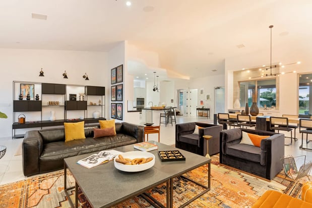 Images TRAVLR Vacation Homes