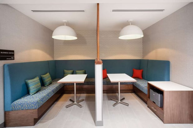 Images Hampton Inn & Suites Watsonville