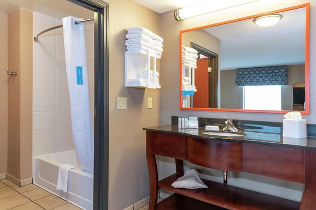 Images Hampton Inn & Suites by Hilton Marshalltown