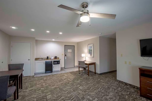 Images Best Western Plus Vermilion River Inn & Suites