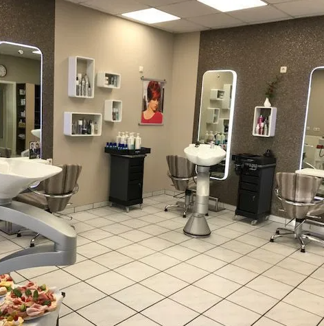 Bilder Sebnitzer Friseur & Kosmetik GmbH Salon "Adrett"