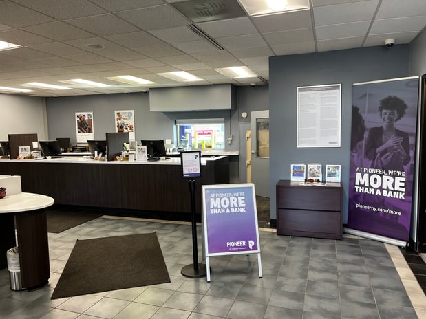 Images Pioneer - Queensbury Branch
