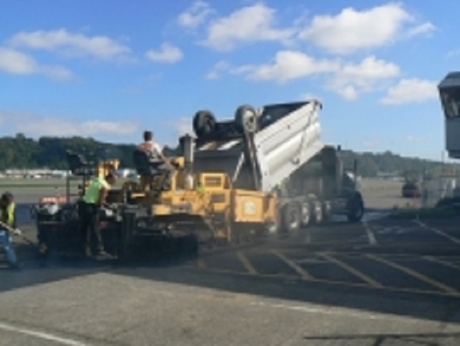 Images Lakeridge Paving Co LLC