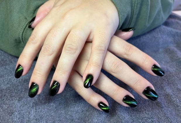 Images Headliners Salon and Spa