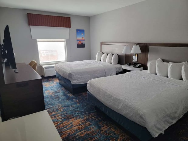 Images Hampton Inn & Suites Erie Bayfront