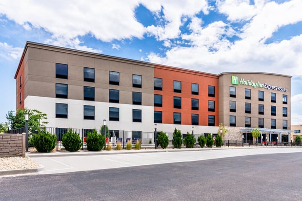 Images Holiday Inn Express & Suites Colorado Springs Afa Northgate by IHG