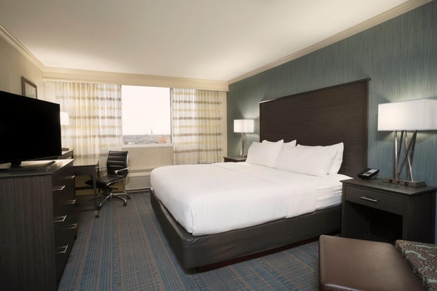 Images Holiday Inn Columbus Dwtn-Capitol Square by IHG