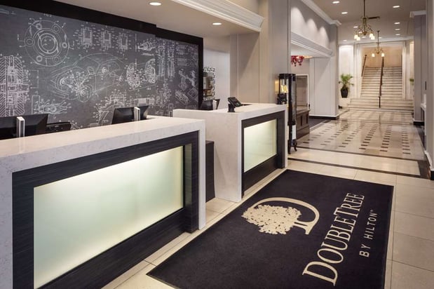Images DoubleTree Suites by Hilton Hotel Detroit Downtown - Fort Shelby