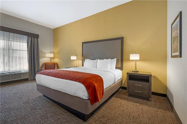 Images Best Western Plus Elizabethtown Inn & Suites