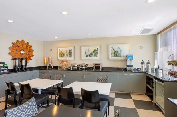 Images Best Western Plus Plaza Hotel