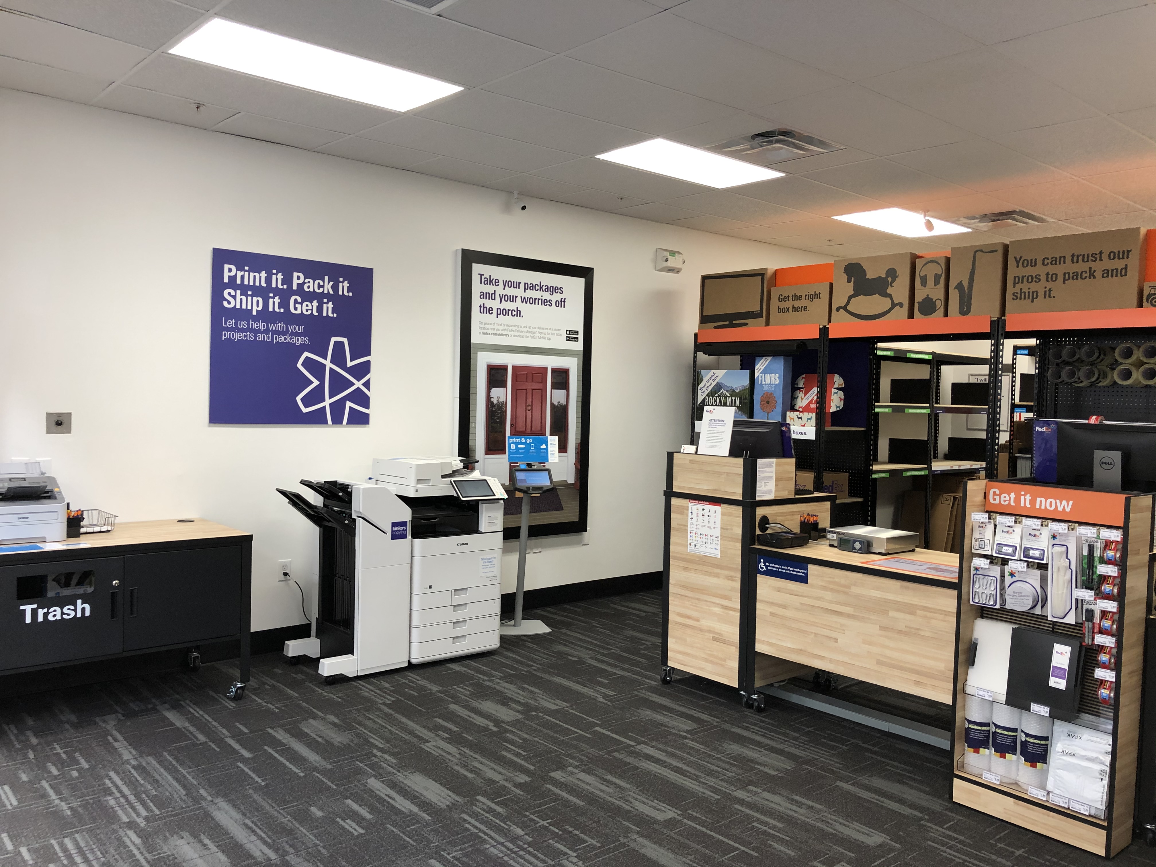 FedEx Office Print & Ship Center Image