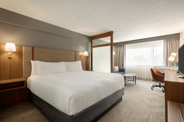 Images Holiday Inn Virginia Beach - Norfolk by IHG