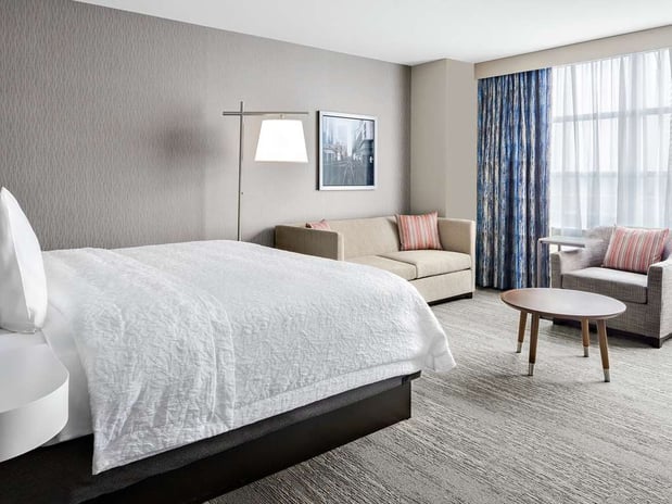Images Hampton Inn Chicago McCormick Place
