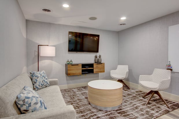 Images Crowne Plaza Charleston Airport - Conv Ctr by IHG