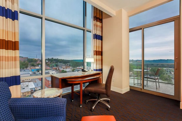 Images Hilton Branson Convention Center