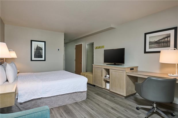 Images Hampton Inn and Suites Hermosa Beach