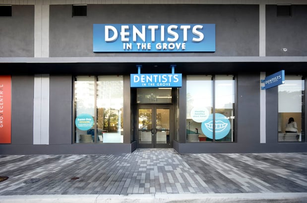 Images Dentists in the Grove