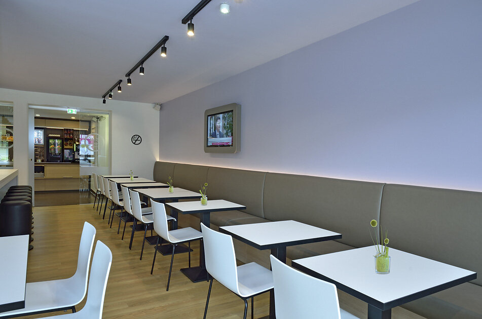 Bilder B&B HOTEL Mannheim-Neuostheim