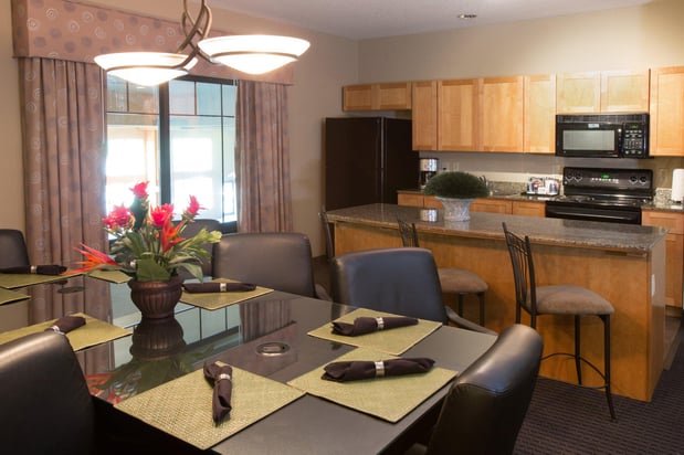 Images Holiday Inn & Suites St. Paul NE - Lake Elmo by IHG