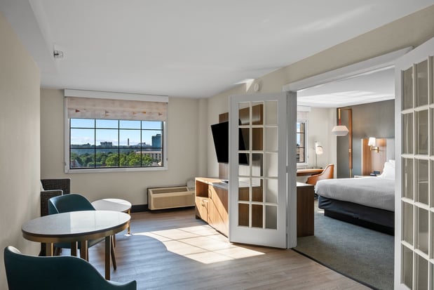 Images Holiday Inn Niagara Falls State Park Entry by IHG