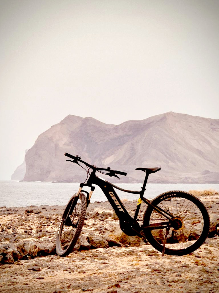 Images El Mato bike- Rent a bike -bicicletas -electricas - isla la Graciosa