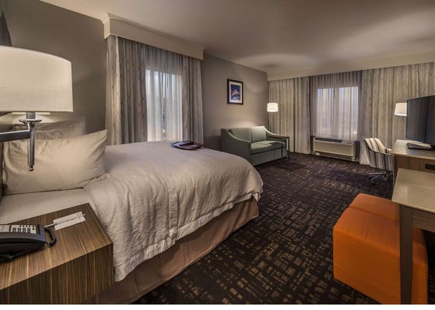 Images Hampton Inn & Suites Reno West