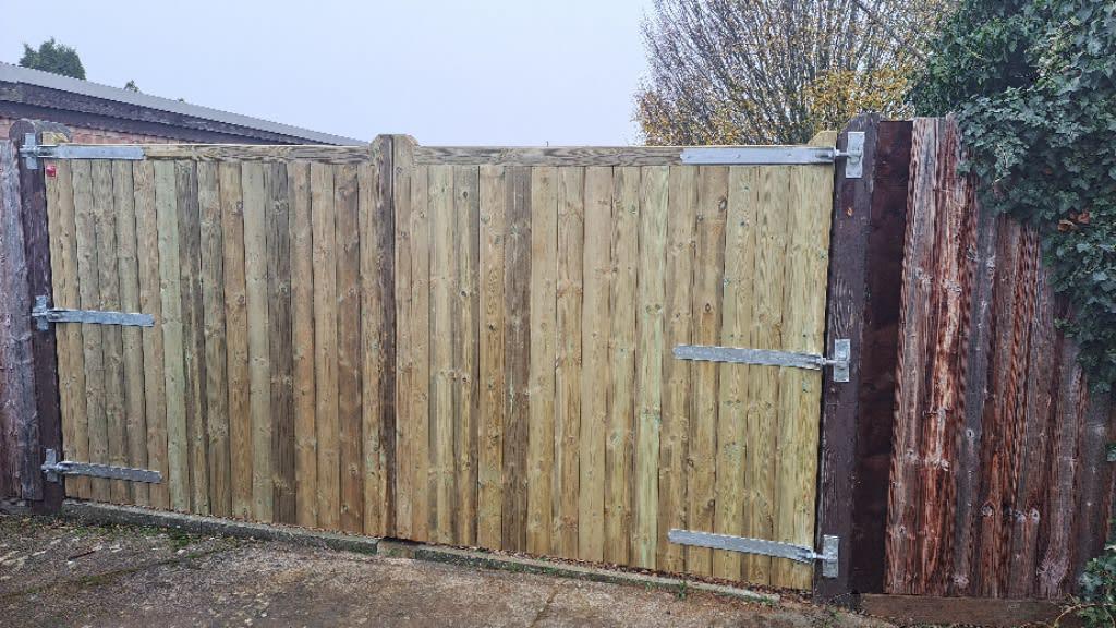 Hardingstone Quality Fencing Northampton 01604 857517