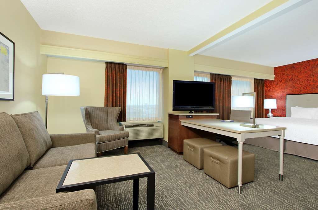 Guest room