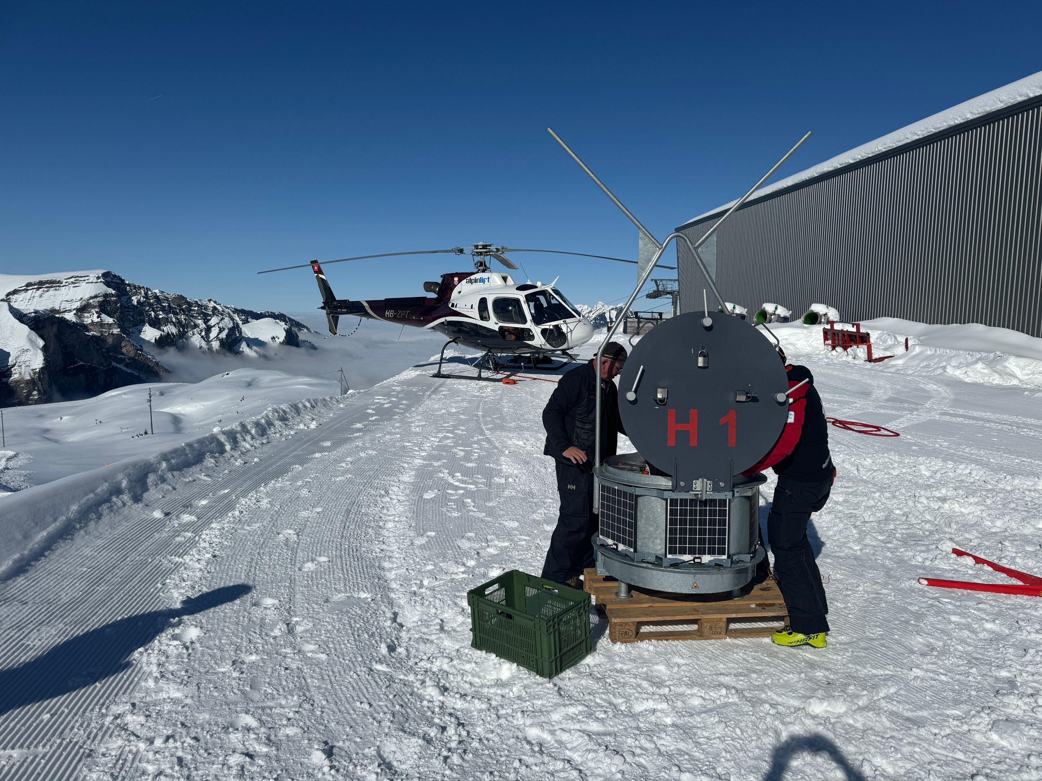 Bilder Alpinlift Helikopter AG