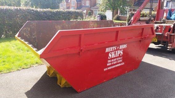 Images Herts & Beds Skips