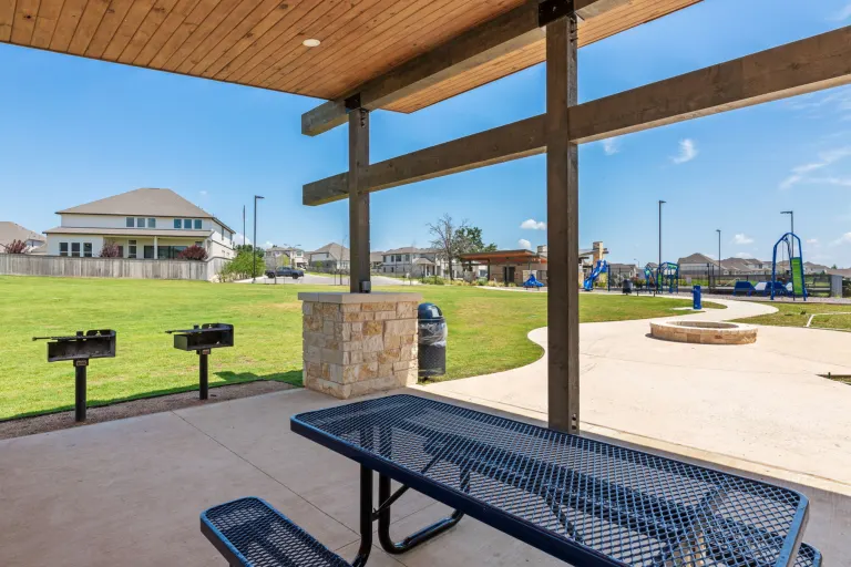 Images Pulte Homes at Crescent Bluff