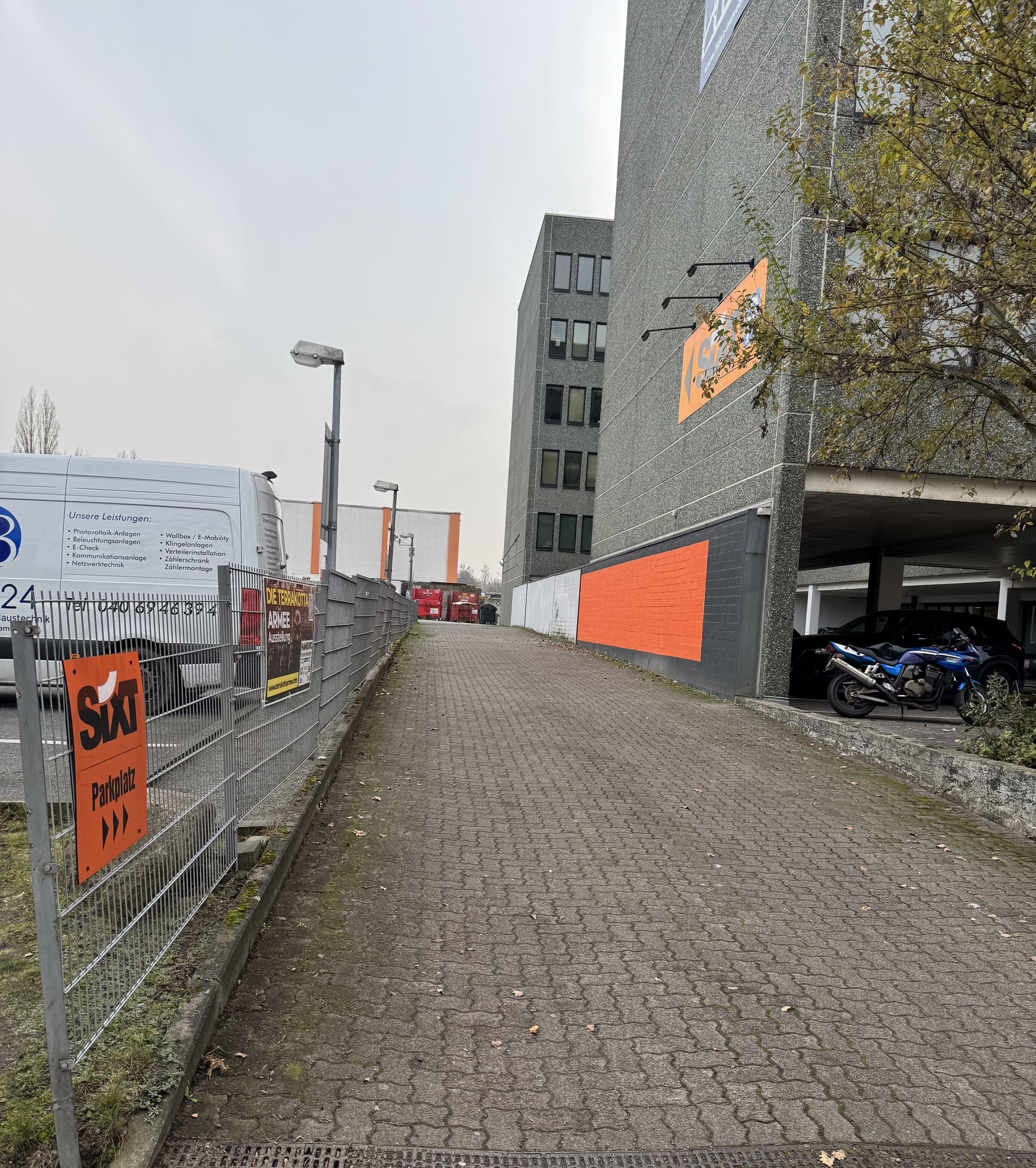 SIXT Autovermietung Hamburg Ost/Wandsbek, Friedrich-Ebert-Damm 160 in Hamburg