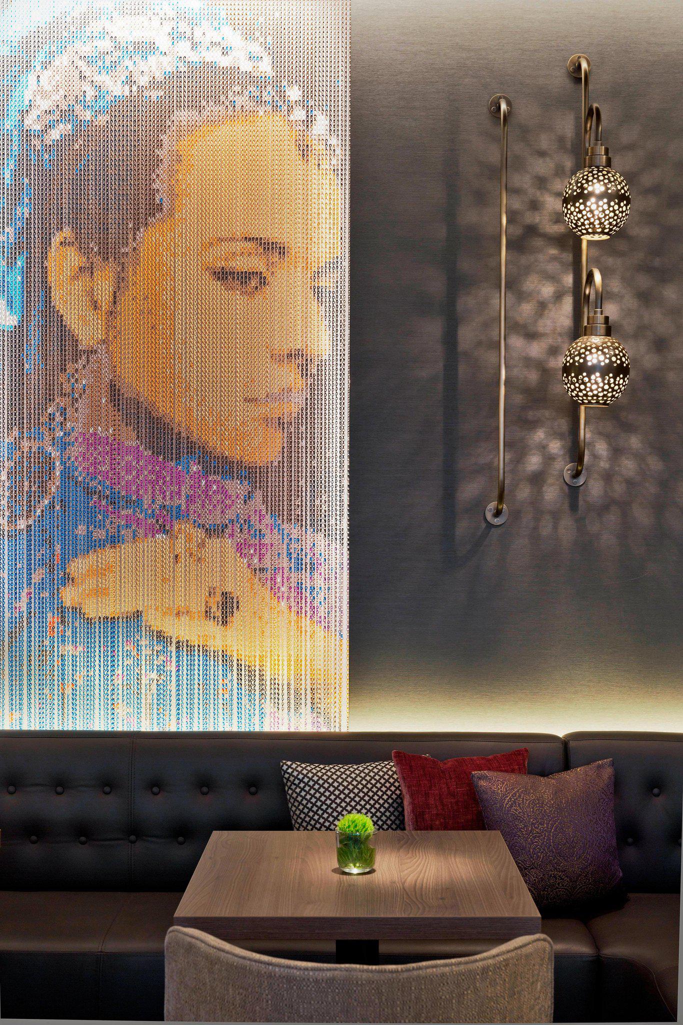 Renaissance Wien Hotel, Linke Wienzeile/Ullmannstrasse 71 in Vienna