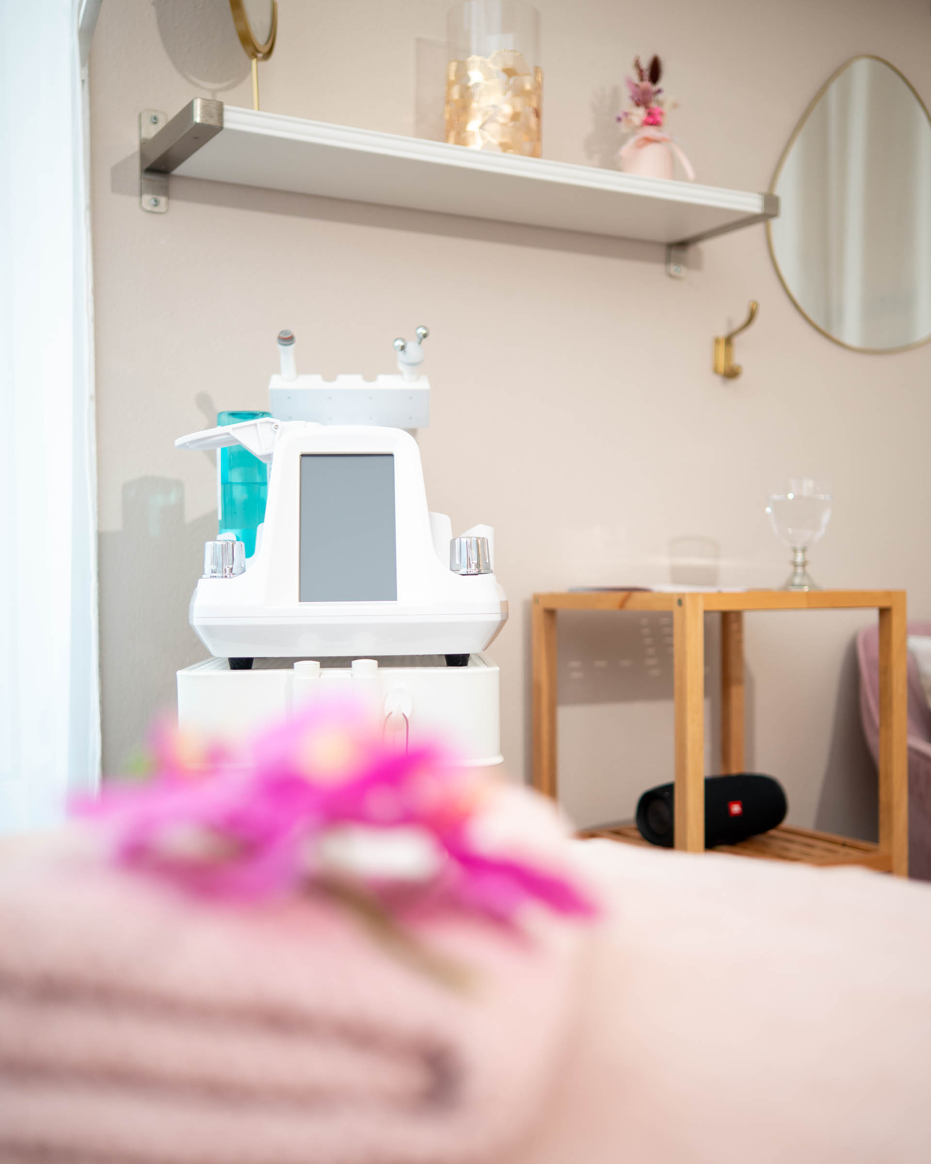 Bilder Die Schönheitsmanufaktur - Kosmetiksalon, Visagistin & Braut Stylistin