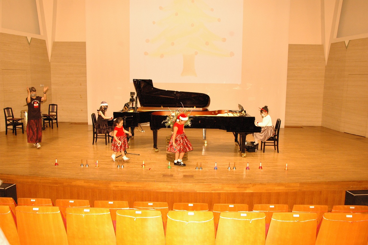 Images 阿久津ピアノ教室