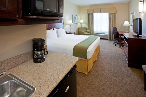 Images Holiday Inn Express & Suites Dallas Southwest-Cedar Hill by IHG