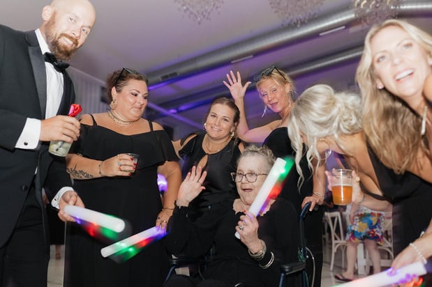 Images PBC Venue - Pole Barn Chic Events, LLC