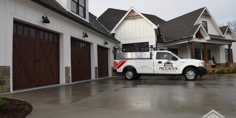 LET OUR EXPERTS ASSIST YOU WITH YOUR ELECTRIC GARAGE DOOR OPENERS.