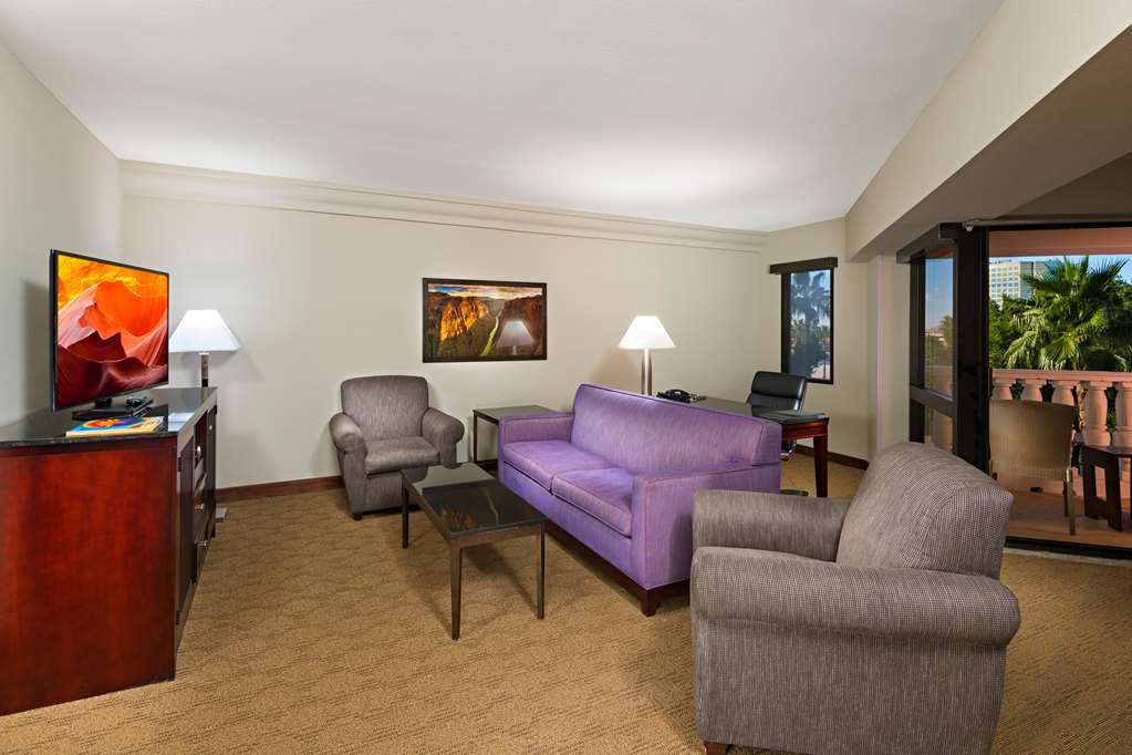 Guest room DoubleTree by Hilton Phoenix Mesa Mesa (480)833-5555